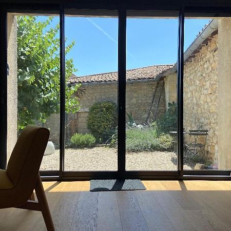 Le Clos Du Mesnil, Logement Totalement Independant Le Tourne Exteriér fotografie